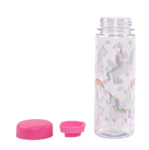 Detská fľaša Unicorn s motívmi dúhových jednorožcov je vyrobená z nezávadného plastu. Naučte svoje deti dodržiavať pitný režim.